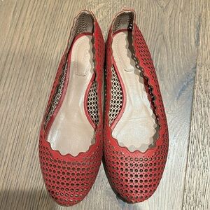 Chloe scalloped ballet flat